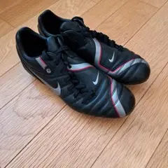 2006年 ナイキ トータル90シフト サッカーシューズ 27cm