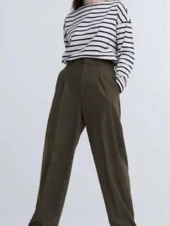 美品 UNIQLO ユニクロ タックワイドパンツ オリーブ M
