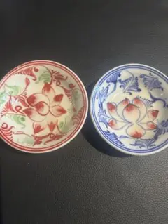 【ベトナム】バッチャン焼き　花模様の小皿2枚セット
