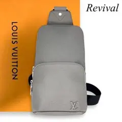 Item thumbnail for item c880bd11-35dc-4fd6-90de-a542c9bdb3d6