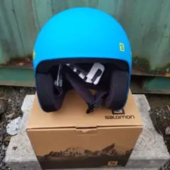 新品タグ付き 未使用保管品
SALOMON サロモン
FIS対応 ヘルメット
