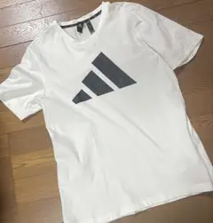 adidas M サイズ　ホワイト Tシャツ