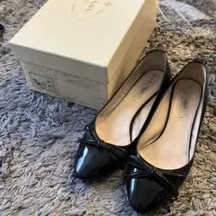 プラダ ブラックパンプス
