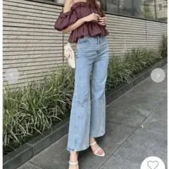 スナイデル　Sustainableストレッチフレアデニムパンツ