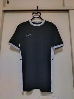 Nike DRI-FIT アカデミー25