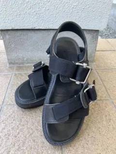 THE RERACS ベルテッドコンフォートサンダル BLK