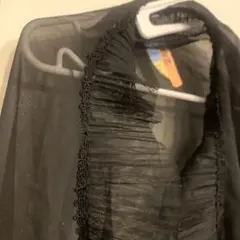 黒 フリル付きシースルーカーディガン