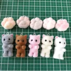 猫と肉球のチャーム【10個セット】