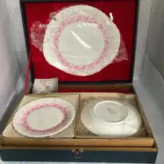 Item thumbnail for item 68e3c5fa-49f1-4bdc-8a41-579cc05d5470