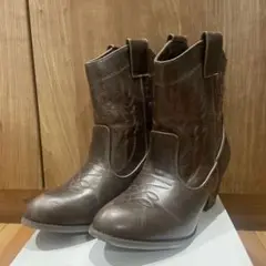 Item thumbnail for item e680f27f-557d-4812-b183-4f12d2800643