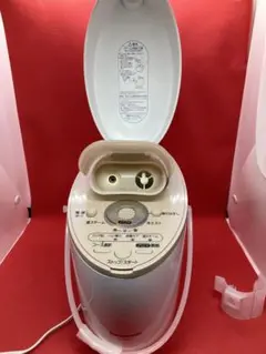 Item thumbnail for item 3e1b9e31-c996-4691-96e8-7ad7fe22e38f