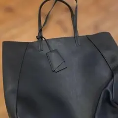 新品　ZARA ビジネスバッグ 黒 合成皮革 ファスナー式
