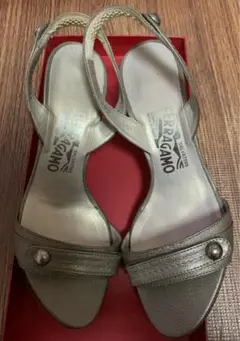 サルバトーレフェラガモ SalvatoreFerragamoサンダル