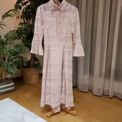 SNIDEL:スナイデルの薄いピンク色のレースのロングワンピース