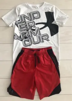 アンダーアーマー　YLG Tシャツとハーフパンツのセット売り