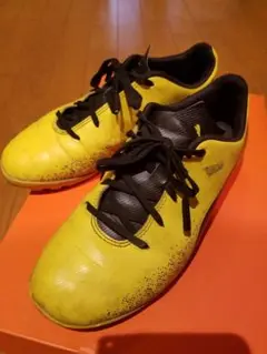 サッカースパイク PUMAプーマ 24センチ