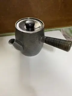 時代物【巧益造】いぶし銀 鎚目 芋頭形 急須 重 221g 燻銀横手急須 Amazon.co.jp: 閑茶道具 燻銀大振り急須 太鼓胴 いぶし銀藤巻