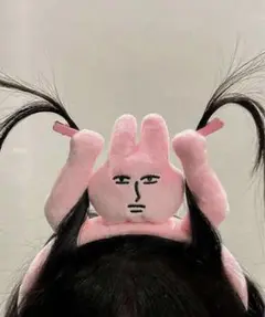 うさぎ　ヘアクリップ