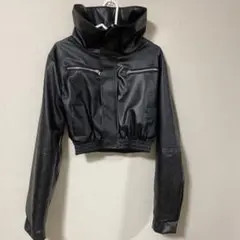 クロップドレザージャケット