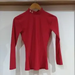 UNDER ARMOUR レッド 長袖シャツ SM