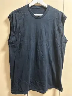 黒　タンクトップ ノースリーブ