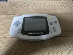 ゲームボーイアドバンス ホワイト