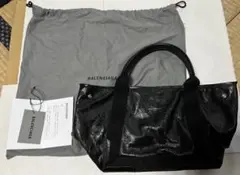 新品定価 146300円 BALENCIAGA ネイビーカバス CABAS