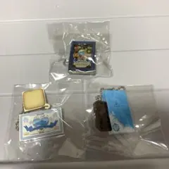 白い恋人パーク限定 ガチャガチャ チャーム 3種 ➀
