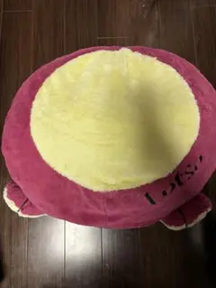 トイストーリー　ロッツォ　スーパーギガザッカふわふわおしりクッション