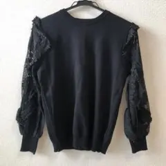 黒・袖レースニット
