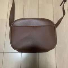 ブラウンレザーショルダーバッグ