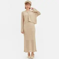 GU ニットロングスカート