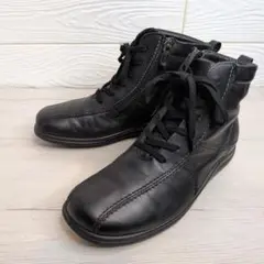 Item thumbnail for item 19282766-625c-47e2-b459-752b57b14776