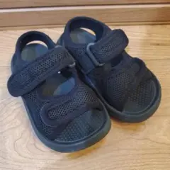 ブラックメッシュサンダル