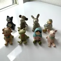 空を見上げる動物たち