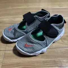 NIKE エアリフト クールグレー キッズサンダル 19cm