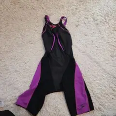 speedo 女の子用水着 競泳用 140
