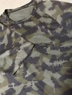 Under Armour カモフラージュ 半袖Tシャツ サイズXL
