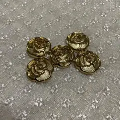 金色のバラ形ボタン5個セット30mm
