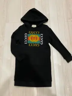 GUCCIフード付きワンピース