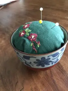 湯呑みのピンクッション