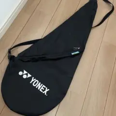 YONEX ブラック ラケットバッグ