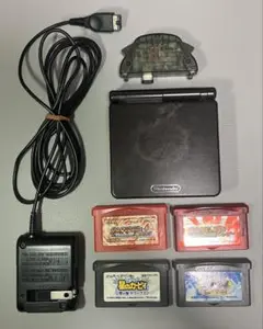 ゲームボーイアドバンスSP ブラック ソフト、充電器付き