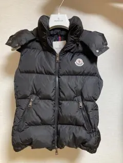 SALE!!《美品》モンクレールベスト