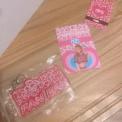 ローズファンファン　キーホルダー　ピンクの豹柄　ギャル