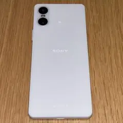 【極美品】SONY Xperia10 VI 白 docomo 約1ヶ月使用