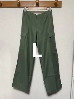 【ユニクロ】ワイドストレートカーゴパンツ