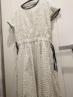 新品タグ付　ラピーヌ　バイスバーサ　ドット　ワンピース