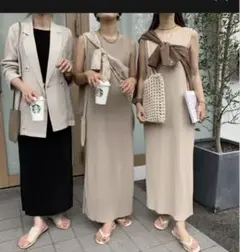 リラックスプリーツストレートワンピース モカベージュ