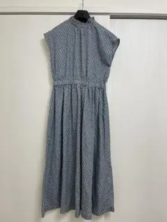 花柄ノースリーブロングワンピース